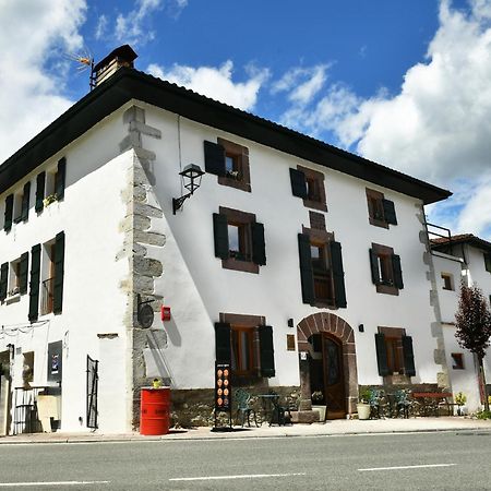 Apartamentos De Montana Mendiola - Casa Ferran-Casa Karrikaburu Valcarlos Extérieur photo